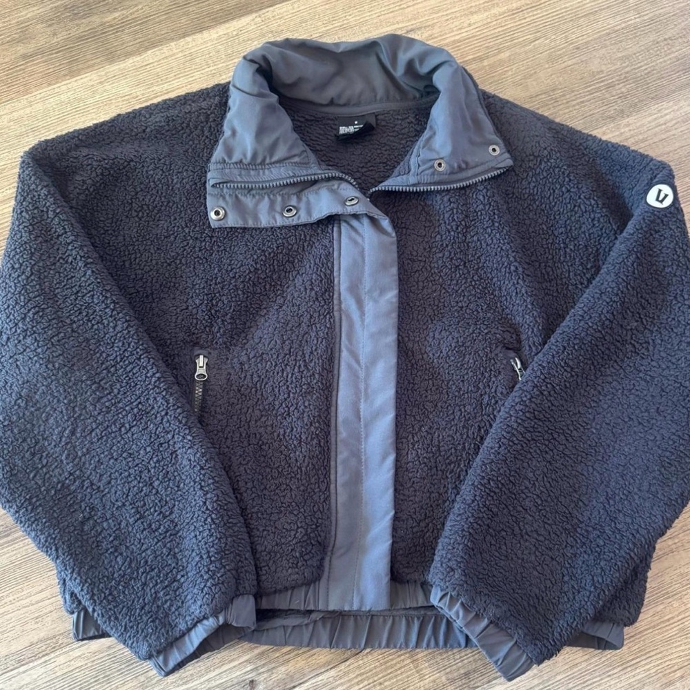 Vuori Black and Gray Puffer Jacket